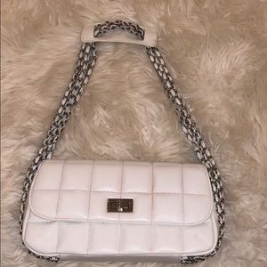 White shoulder bag with chain handle